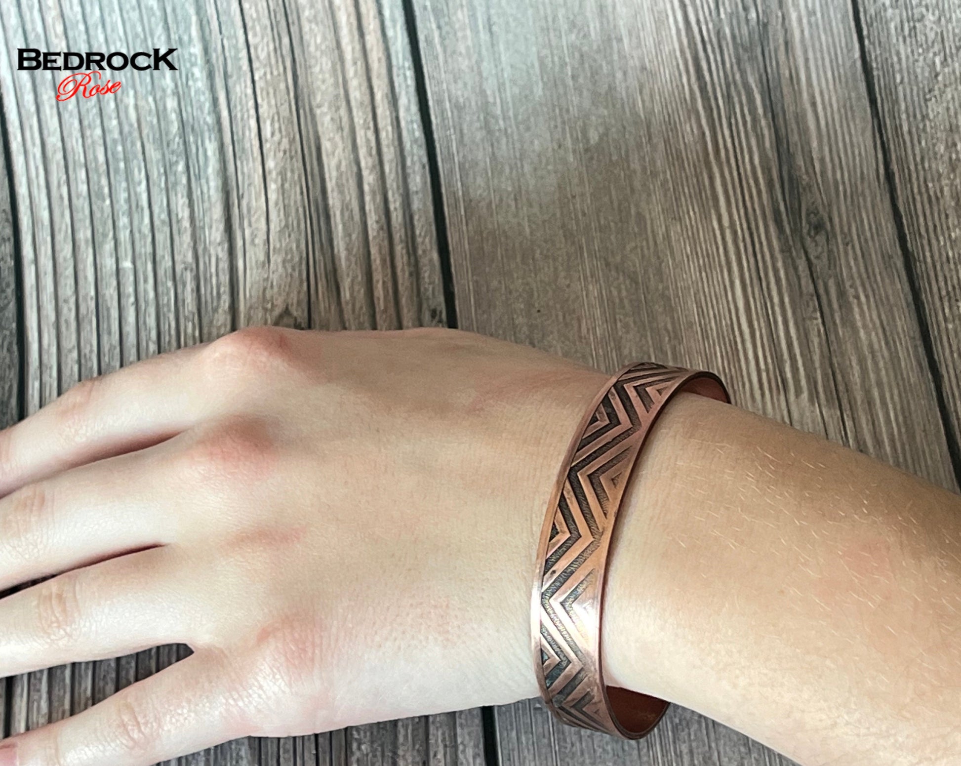 ombre, zigzag, striped, copper cuff, cuff, arm band, elegant bracelet, bracelet, medium size