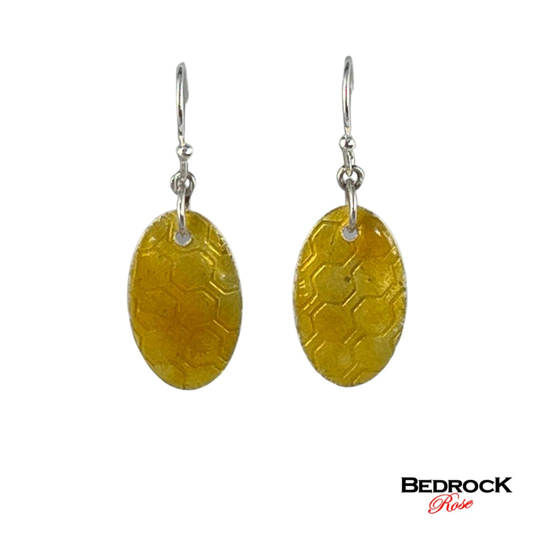 Honeycomb oval earrings, light amber jewelry, organic honeycomb design, warm amber hues, contemporary jewelry, lightweight accessories, handcrafted jewelry, modern jewelry
