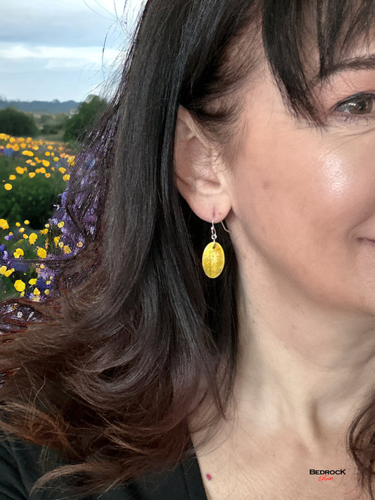 Honeycomb oval earrings, deep amber jewelry, organic honeycomb design, deep amber hues, contemporary jewelry, lightweight accessories, handcrafted jewelry, modern jewelry