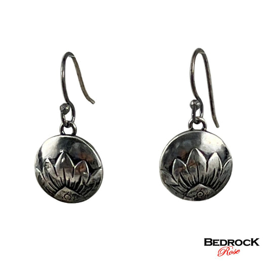 Sunflower earrings, nature-inspired accessories, sunflower jewelry, intricate floral design, statement floral earrings, silver jewelry for women, unique silver jewelry, handcrafted jewlery