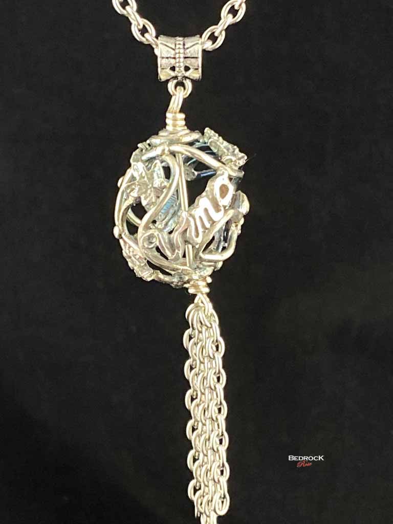 Gorgeous Hollow Silver Vine Pendant Bedrock Rose