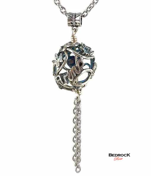 Gorgeous Hollow Silver Vine Pendant | Necklace