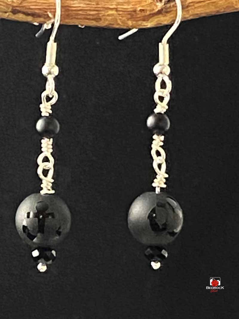 Matte Black Agate DanglingEarrings Bedrock Rose, Beaded dangling earrings, Casual costume jewelry