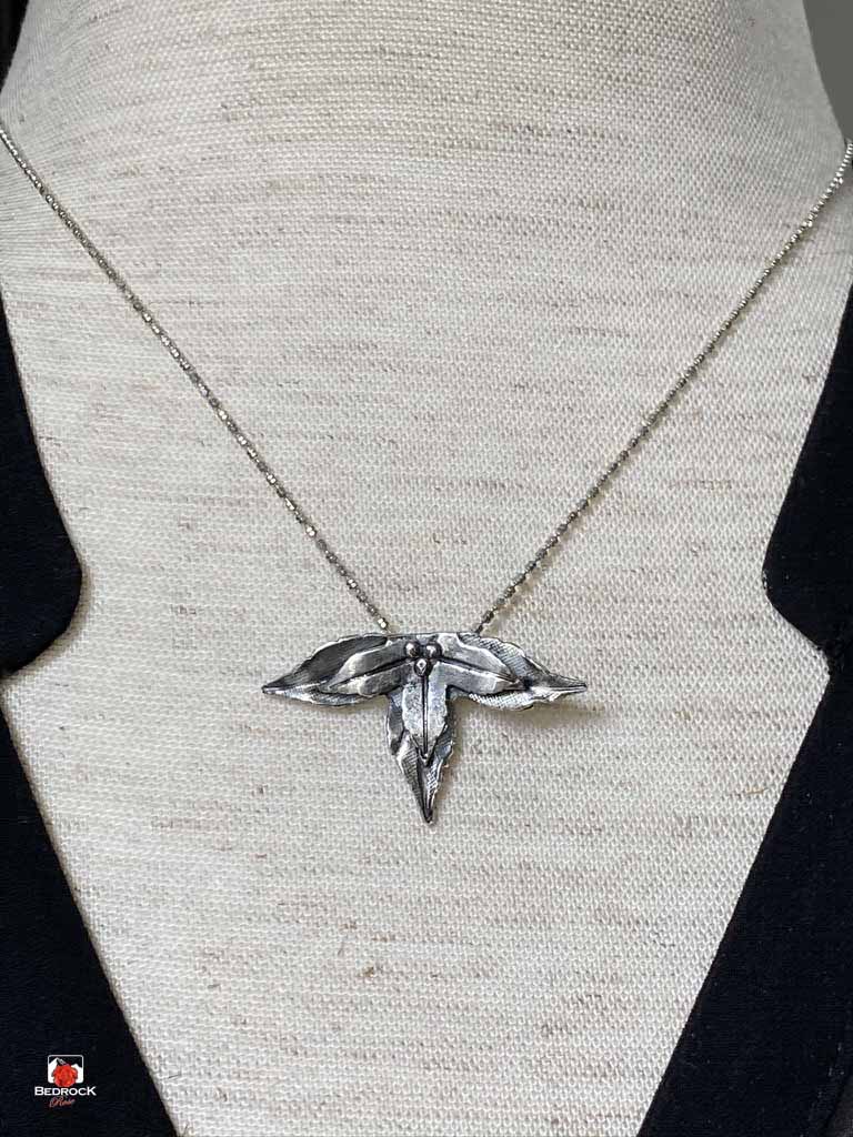 Tri-Leaf Fine Silver Pendant Bedrock Rose