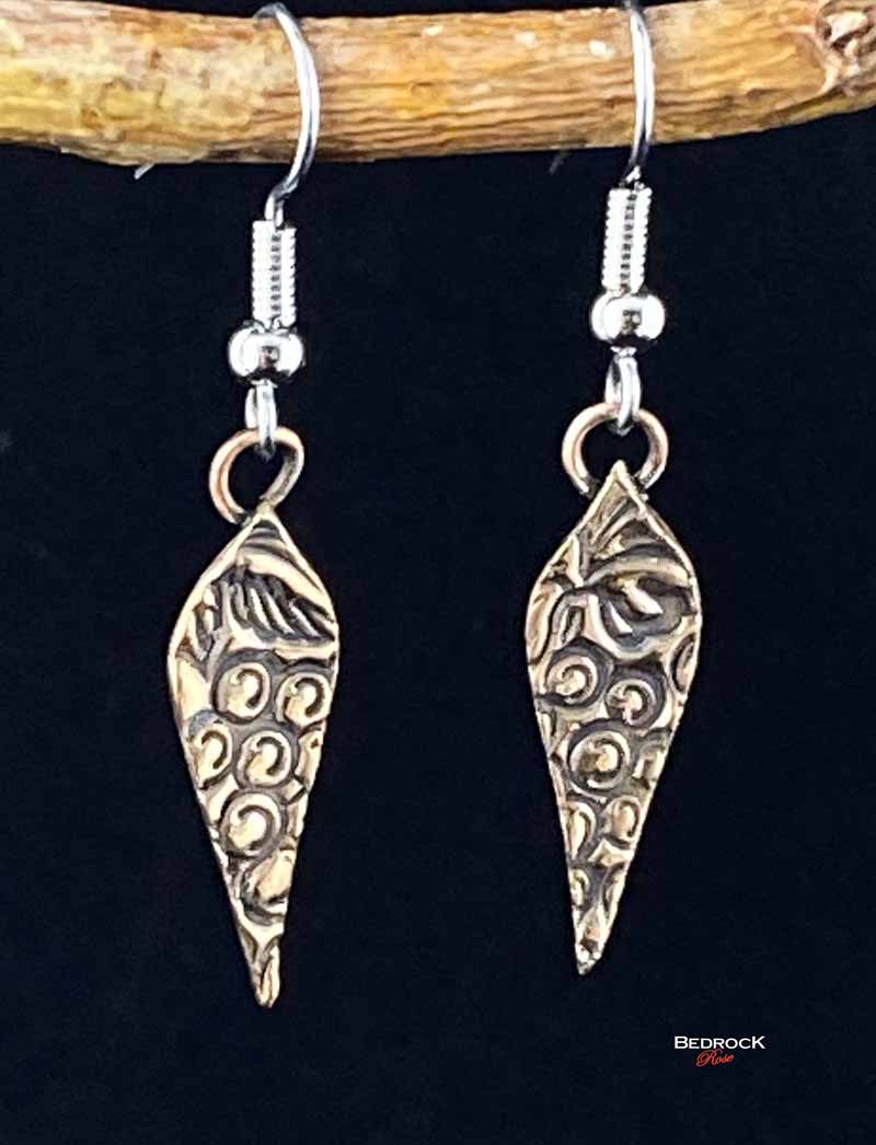 Arabesque Grapevine Dangling Earrings Bedrock Rose, Rose gold-hue, Wine-inspired, nature-inspired jewelry