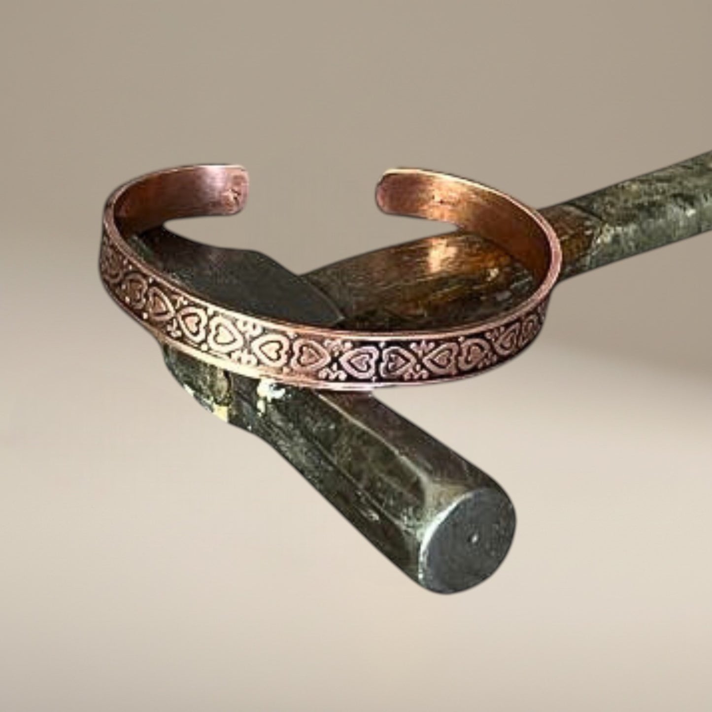 valentines day, valentine, valentine, valentines day gift, gifts for her, gifts for girlfriend,gifts for wife,  anniversary, marriage, love, lovely love, love your wife, promise cuff, copper cuff, copper jewelry, love jewelry, durable, arm cuff, arm band, bracelet, bracelet for girlfriend