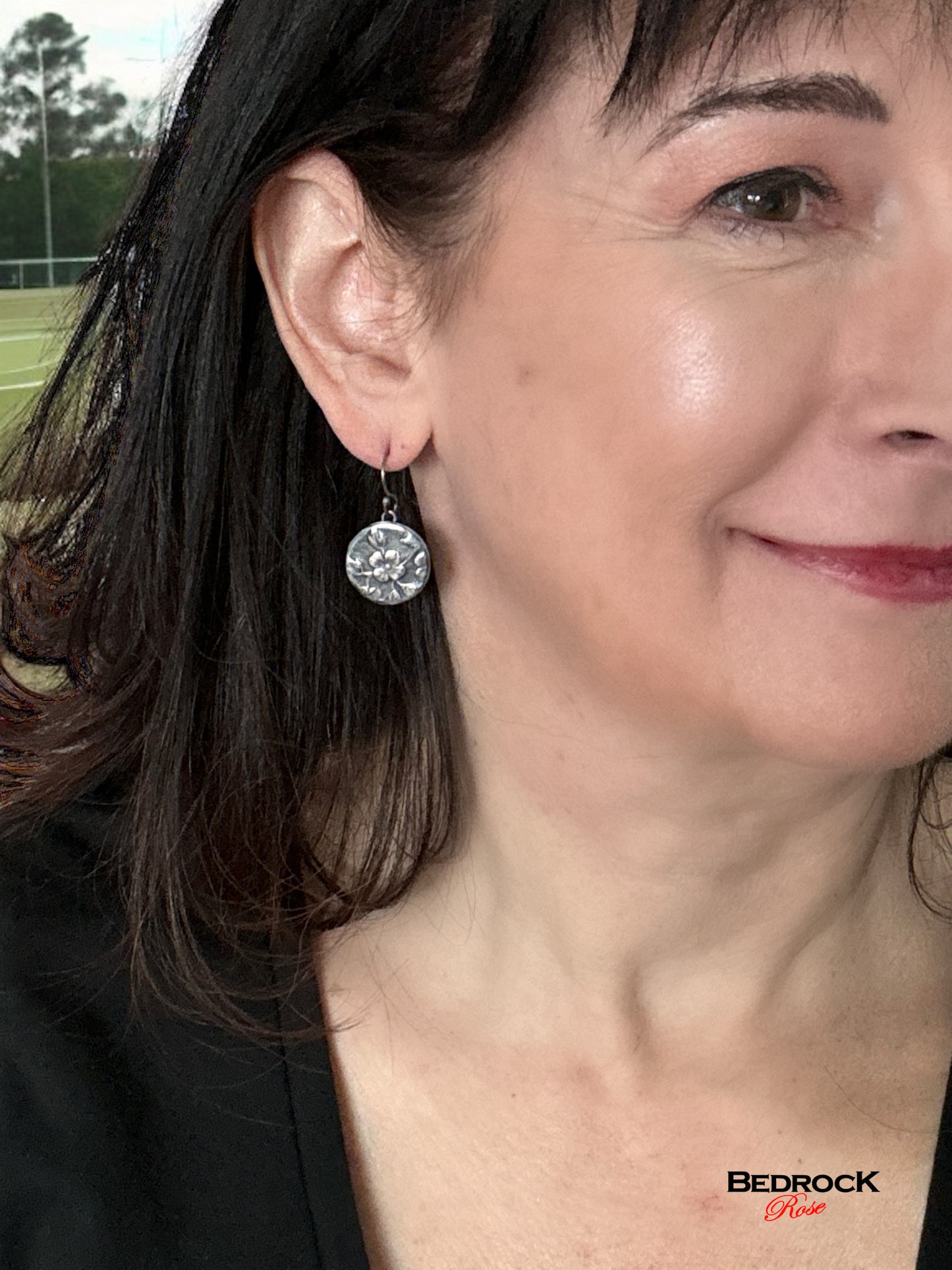 Sterling silver round floral disc dangling earrings, Handmade Jewelry, Flower earrings