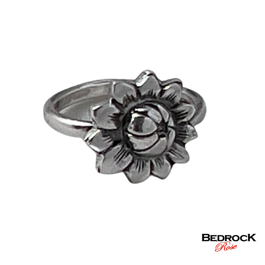 Sterling Silver Sunflower Ring, Dainty Floral Ring, Flower Blossom Ring, Gift for Her, Size 6 ring, Floral Jewelry