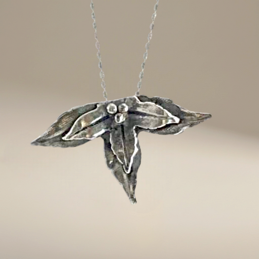 Tri-Leaf Fine Silver Pendant Bedrock Rose