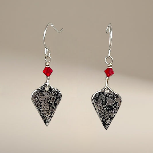 Grape pattern earrings, arabesque dangling earrings, nature-inspired jewelry, whimsical vineyard accessories, handcrafted statement earrings