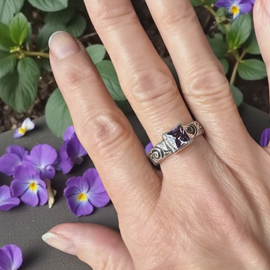 Amethyst ring with floral band