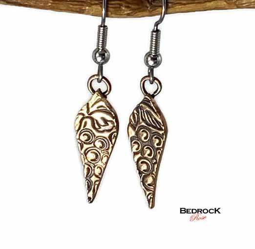 Arabesque Grapevine Dangling Earrings Bedrock Rose, Rose gold-hue, Wine-inspired, nature-inspired jewelry