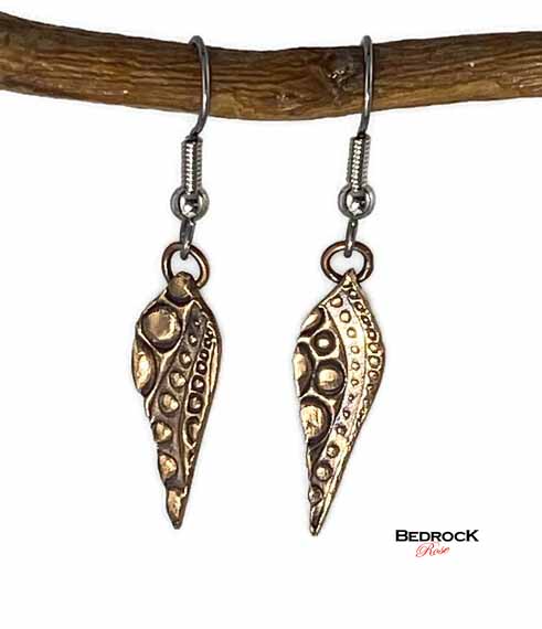 Stylish Bubbles Arabesque Dangling Earrings Bedrock Rose